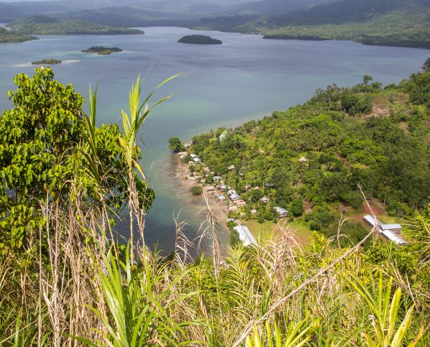 Horiz-Solomon Islands village